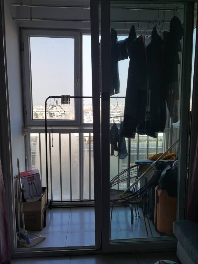 推拉门推不动了